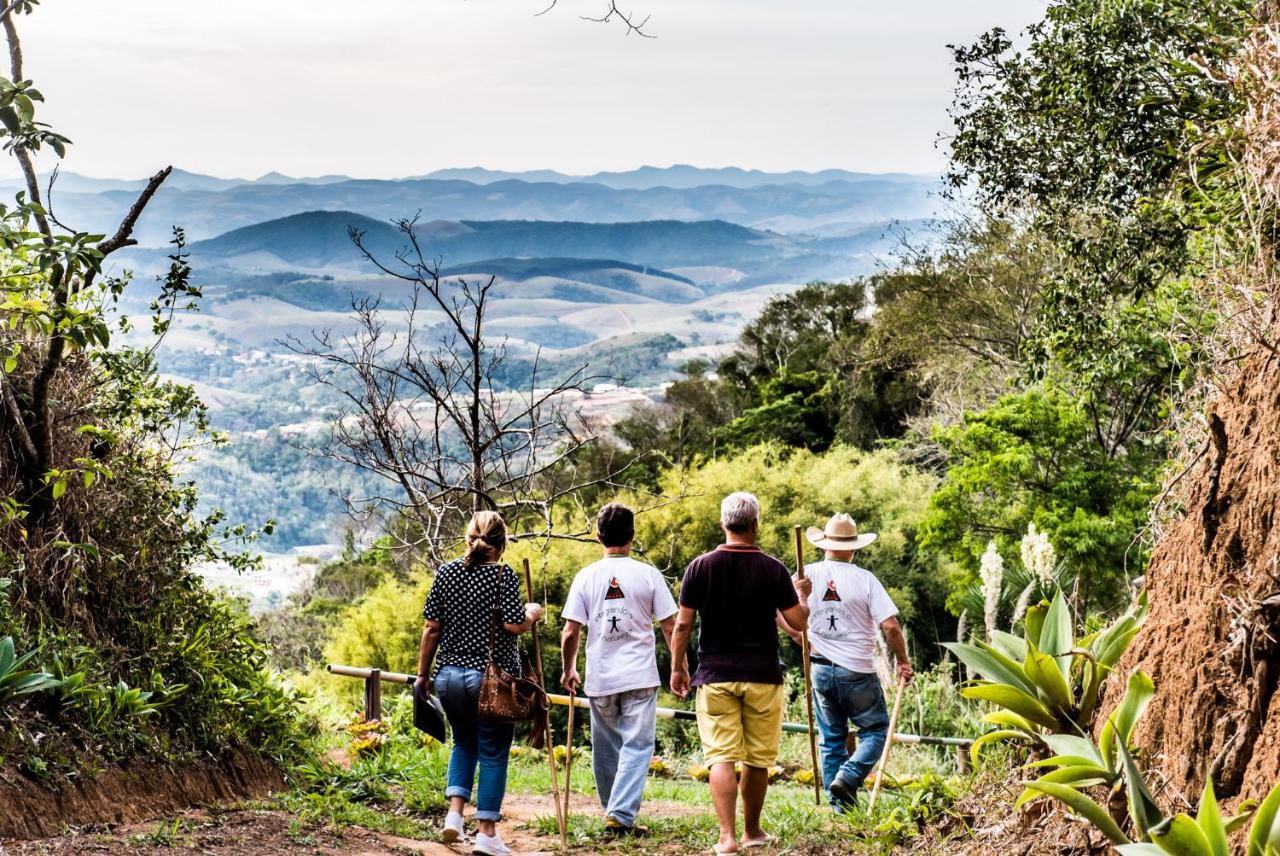 Sitio Araxa - 82 Anos De Historia - Suite Confortavel Em Meio A Floresta Paty do Alferes Kültér fotó